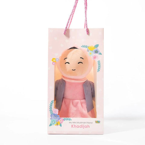 Petite poupée Muslima (avec sac cadeau) Khadijah